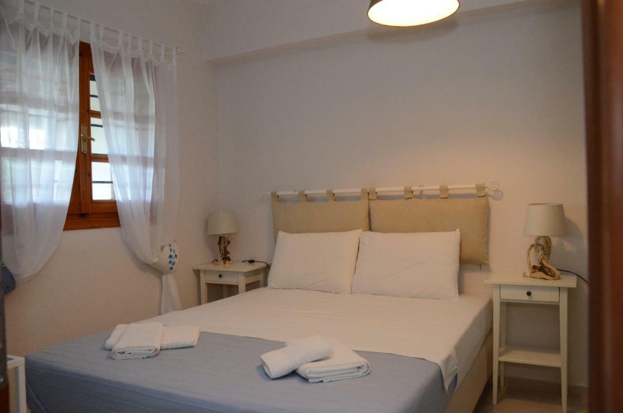 Filippos Resort By The Sea วูร์วูรู ภายนอก รูปภาพ