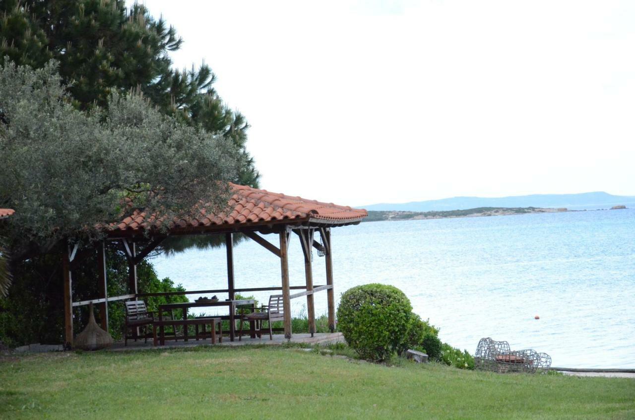 Filippos Resort By The Sea วูร์วูรู ภายนอก รูปภาพ